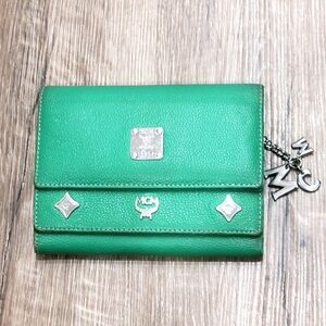 MCM Trifold Pre-owned Wallet Women's Green